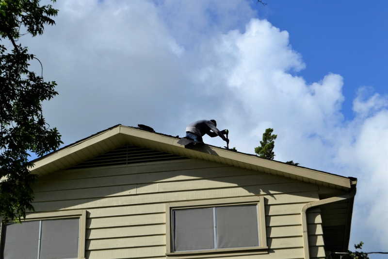 paul's restoration & roofing